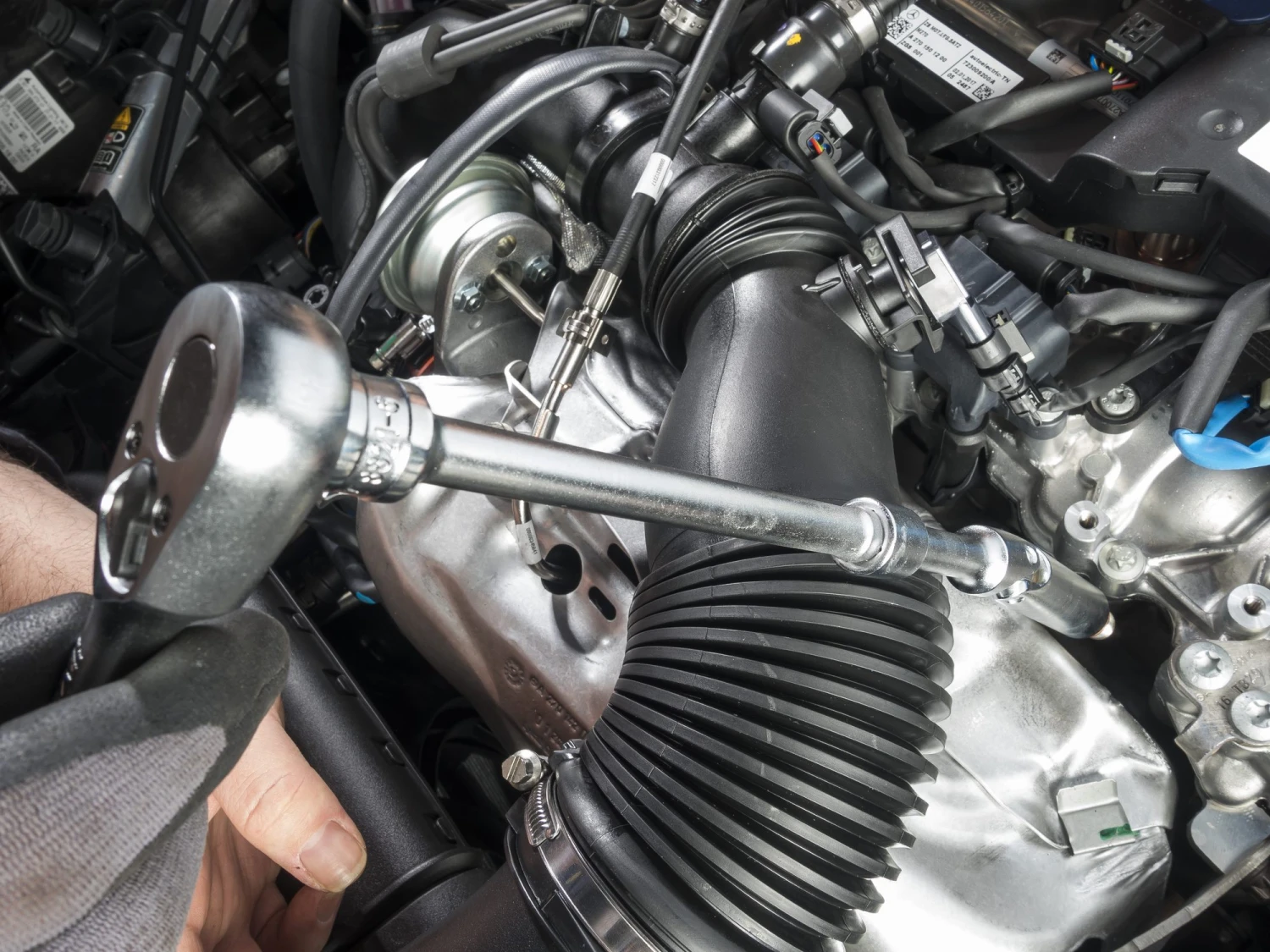 HAZET Zündkerzen-Schlüssel 10mm 3/8 Zoll Außen-Doppel-Sechskant 14 4766-3 – Bild 6