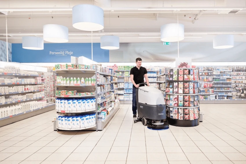 Nilfisk Nachläufer-Scheuersaugmaschine SC530 53 BD GO 50000335 – Bild 5