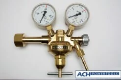 ACH Druckminderer Sauerstoff Eingang: 200 Bar Ausgang: 0-10 Bar 525040