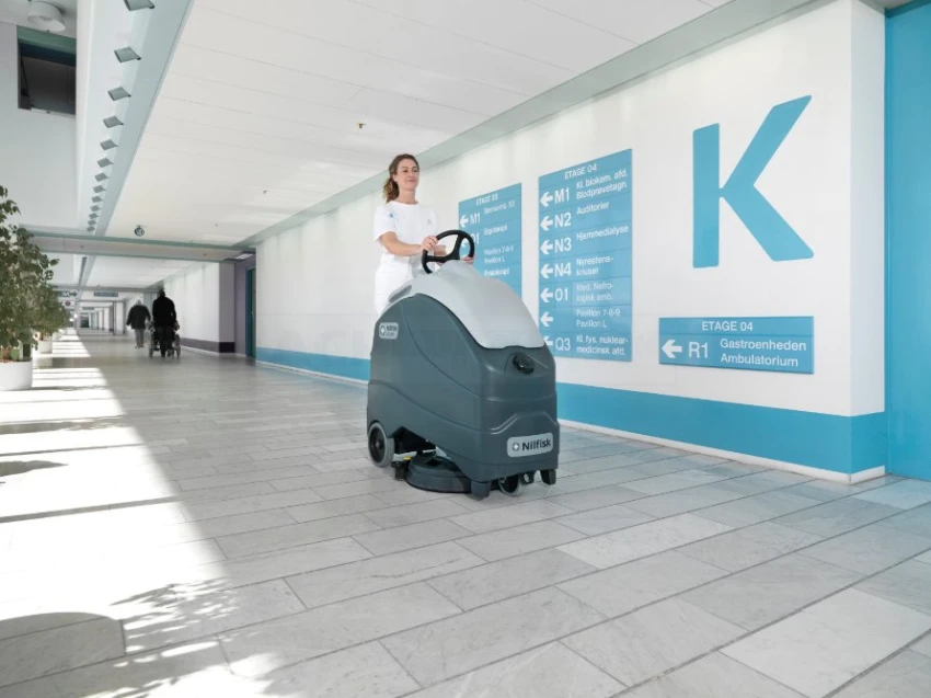 Nilfisk Scheuersaugmaschine SC1500 56104002 – Bild 6