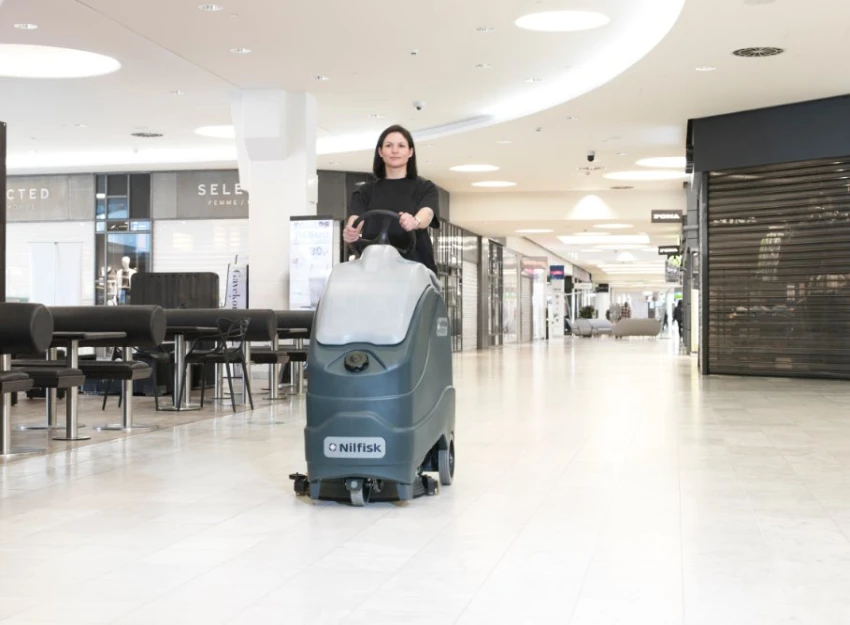 Nilfisk Scheuersaugmaschine SC1500 56104002 – Bild 9