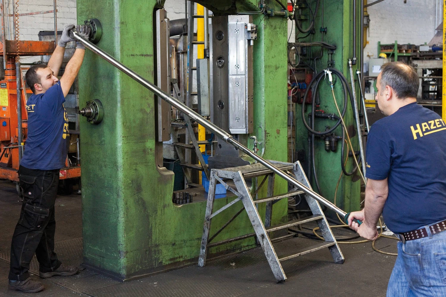 HAZET Drehmomentschlüssel 800-2000 Nm 4% Vierkant Massiv 25mm (1 Zoll) 6170-1CT – Bild 7