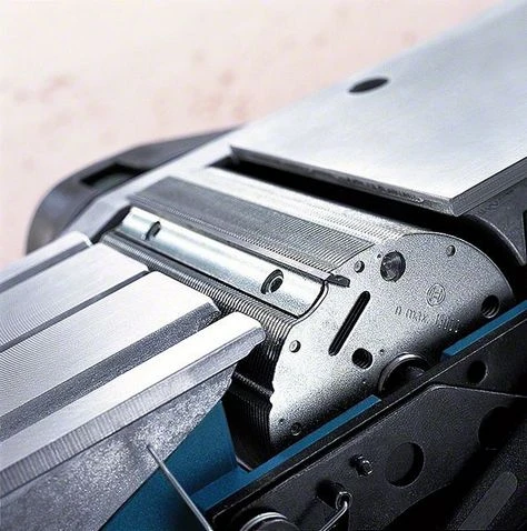 Bosch Hobel GHO 40-82 C Mit Handwerkerkoffer 060159A760 – Bild 5